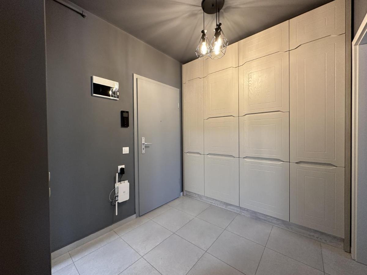 Elisio - Bricks Apartment *